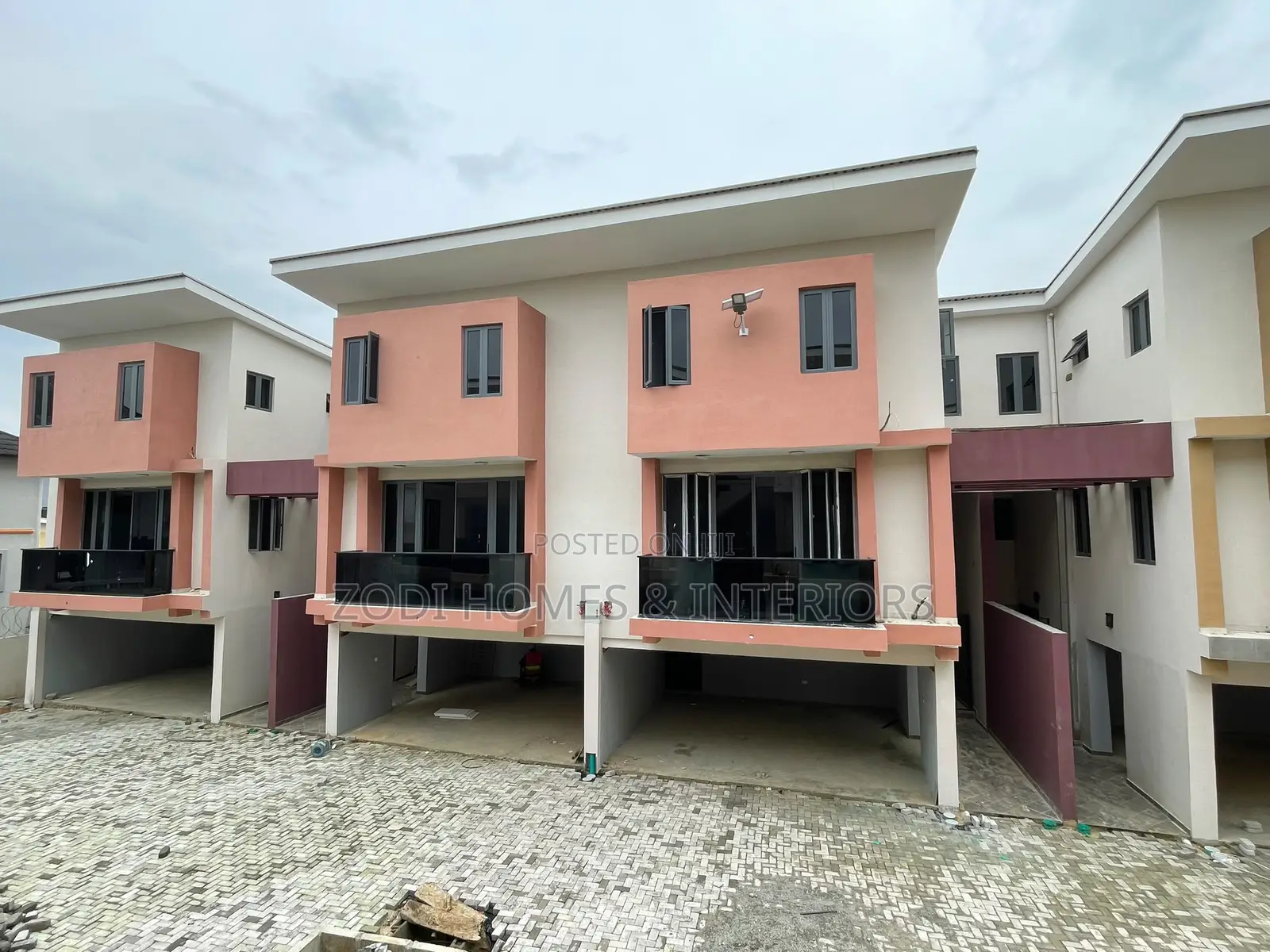 4bdrm Duplex in Adeniyi Jones for sale in Adeniyi Jones