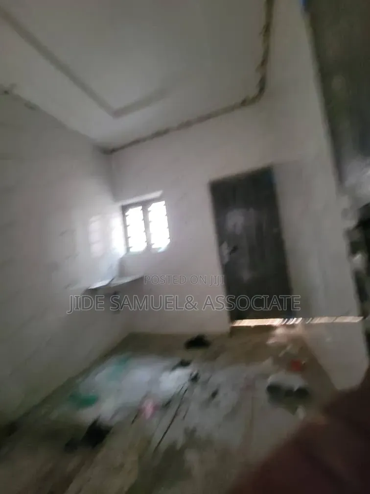 Furnished 3bdrm Bungalow in Ayobo for sale in Ayobo
