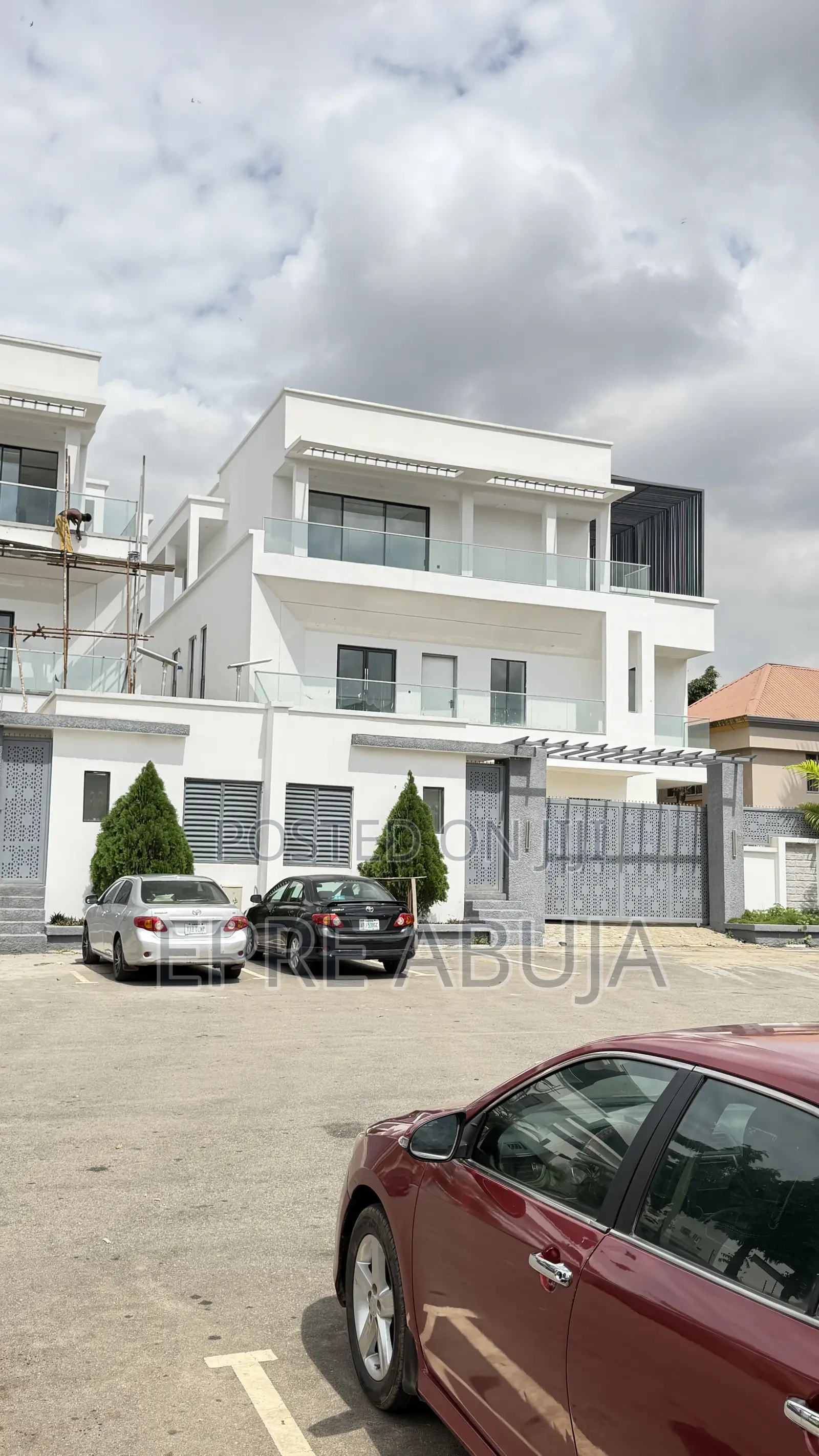 6bdrm Duplex in Maitama for sale in Maitama