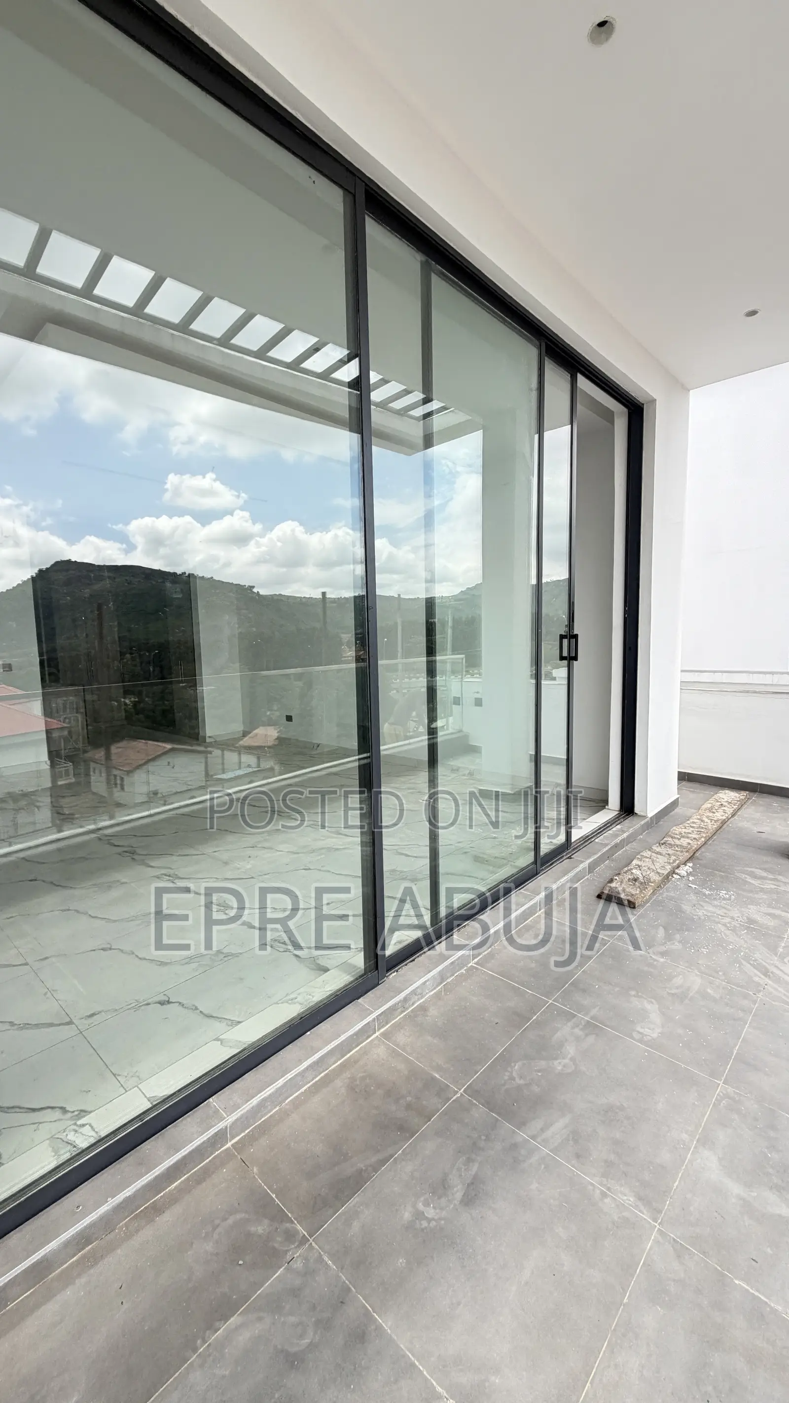 6bdrm Duplex in Maitama for sale in Maitama
