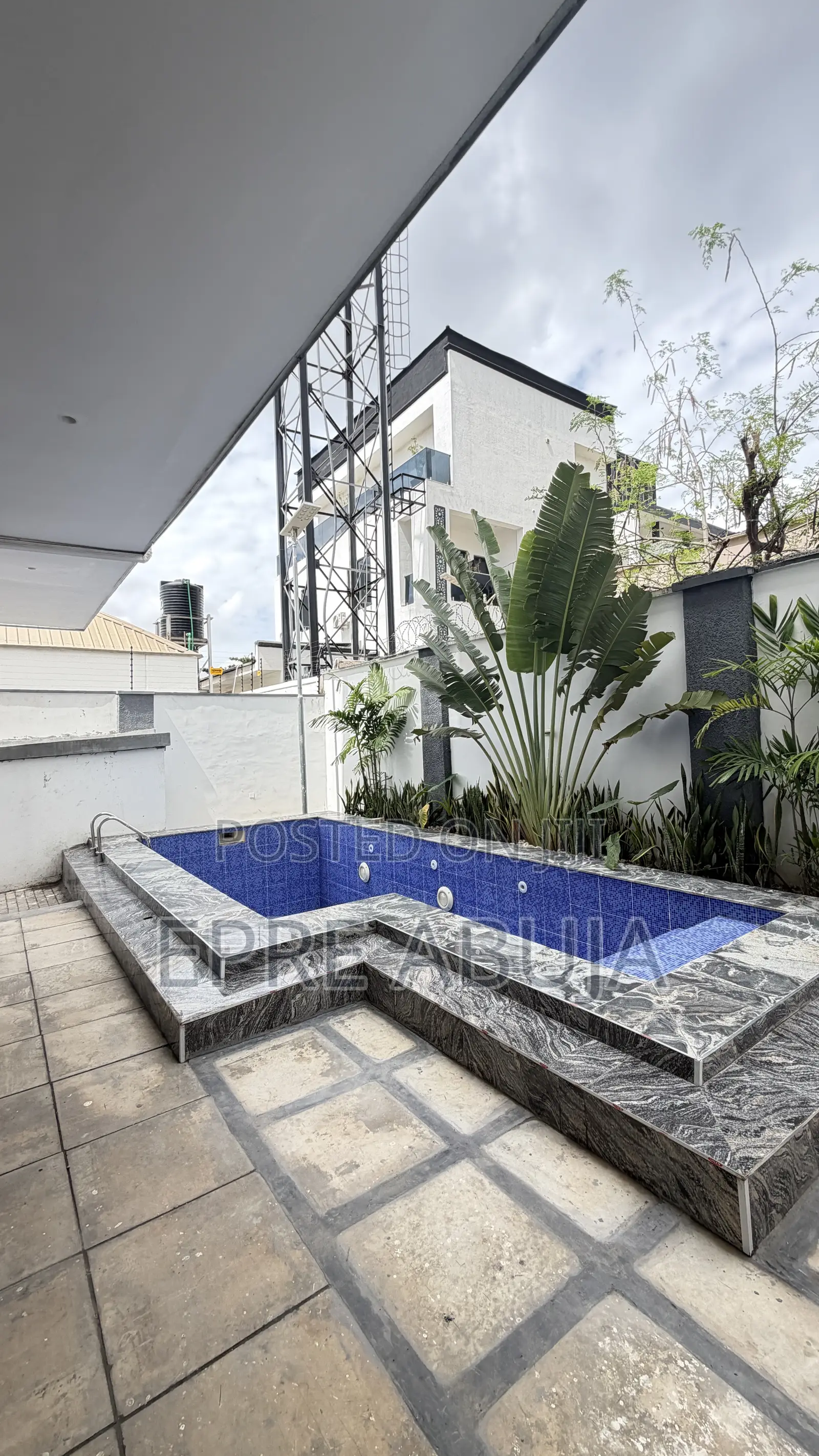 6bdrm Duplex in Maitama for sale in Maitama