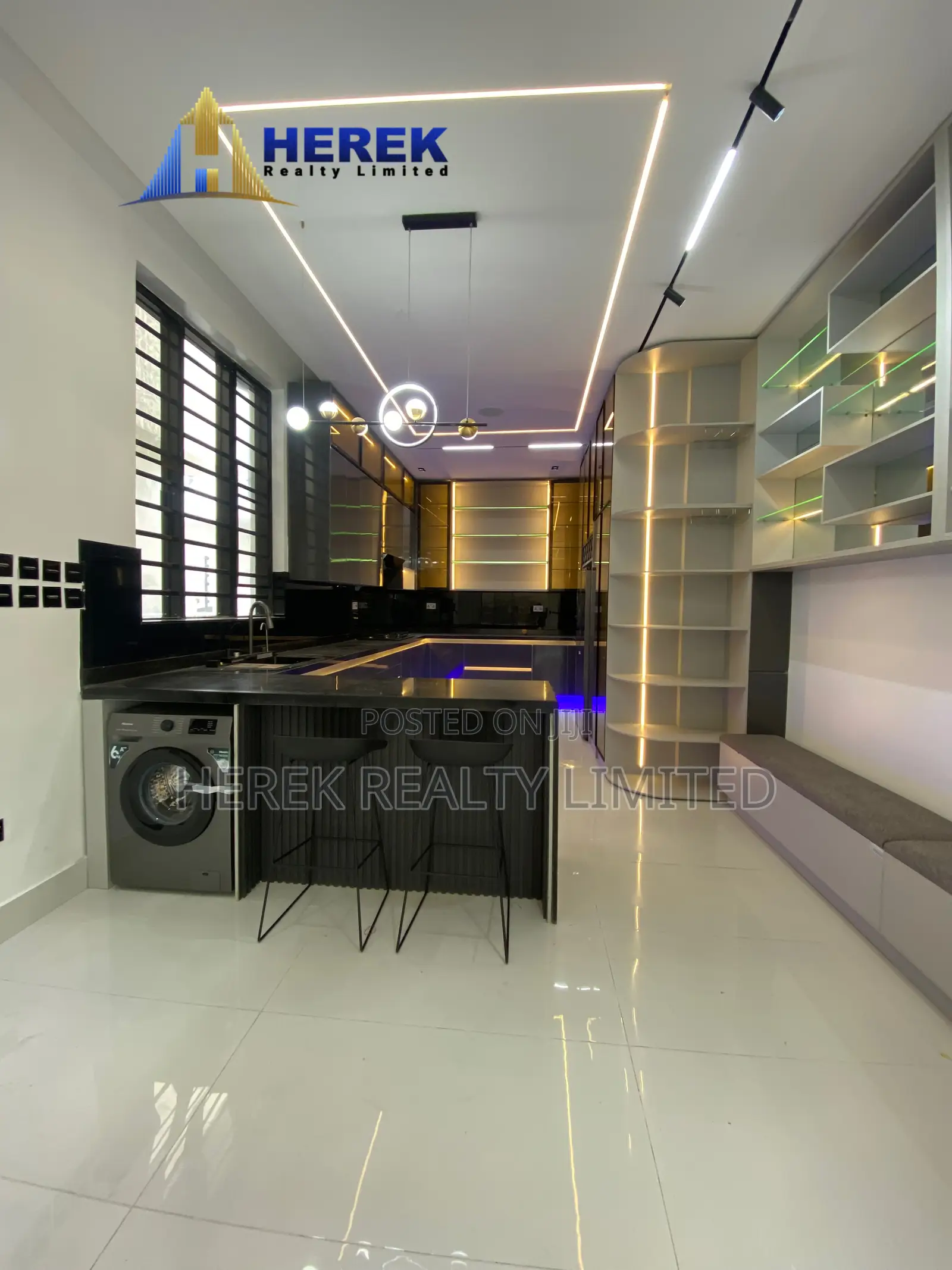 5bdrm Duplex in Orchid, Ikota for sale in Ikota
