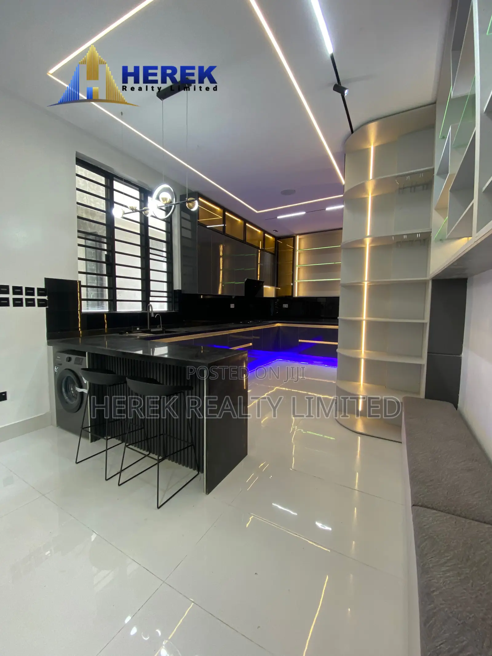 5bdrm Duplex in Orchid, Ikota for sale in Ikota
