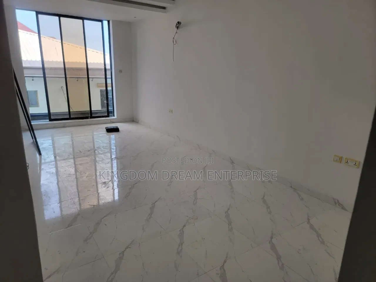 2bdrm Apartment in Lekki Phase 1 for rent in Lekki Phase 1