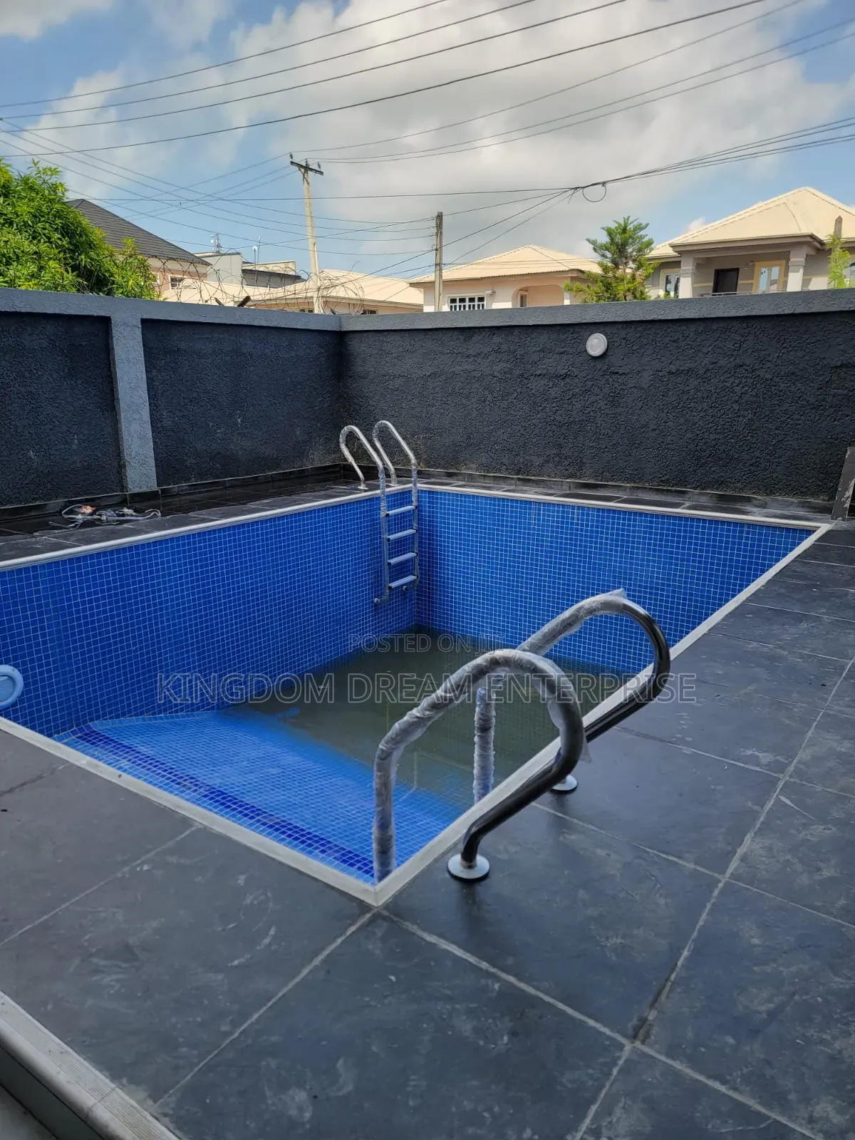 2bdrm Apartment in Lekki Phase 1 for rent in Lekki Phase 1