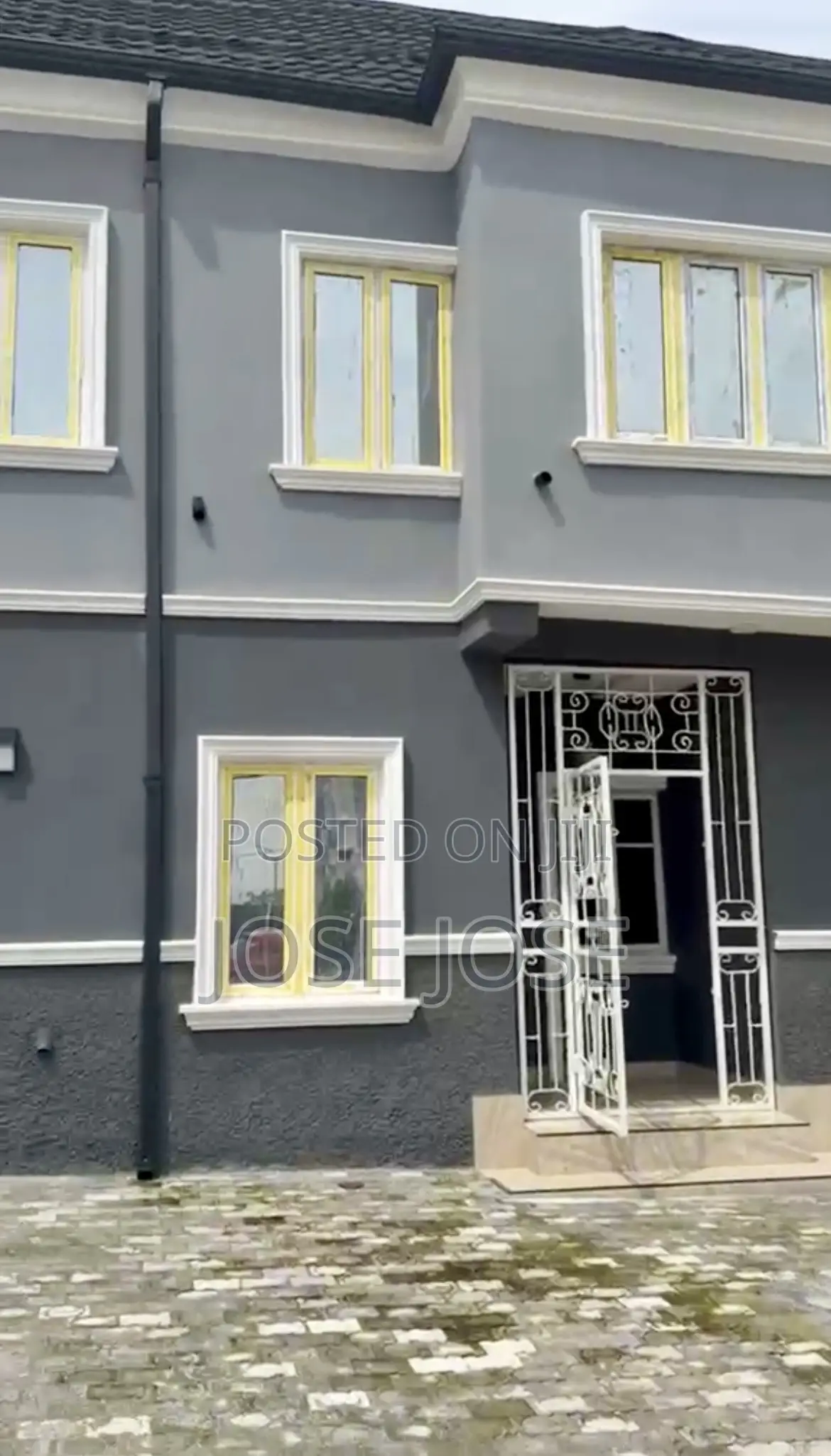 Furnished 4bdrm Duplex in Ask Agent, Mbora for sale in Mbora