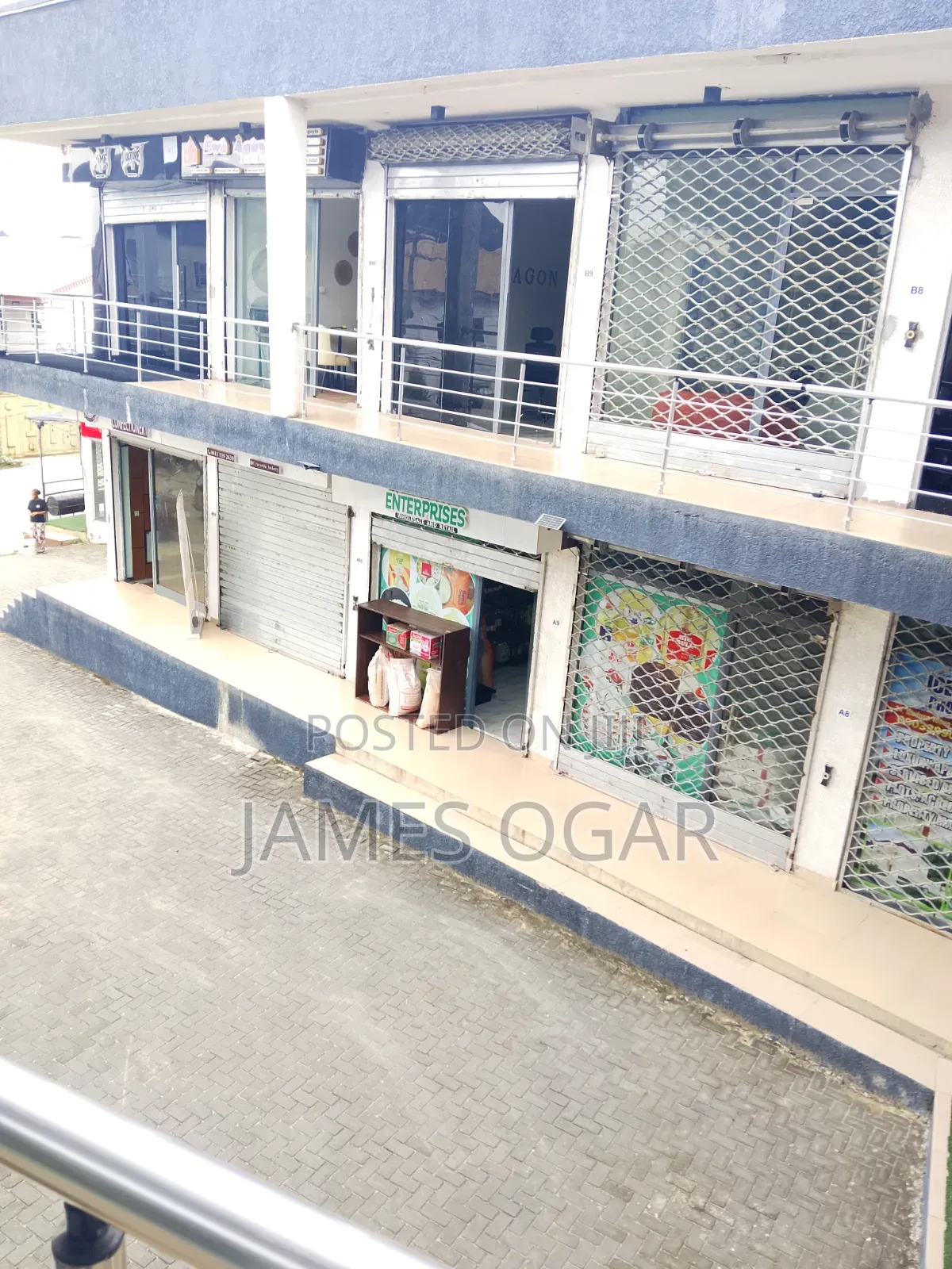 Shop for Rent in Thomas Estate