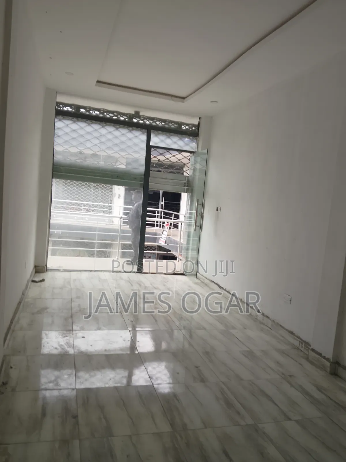 Shop for Rent in Thomas Estate