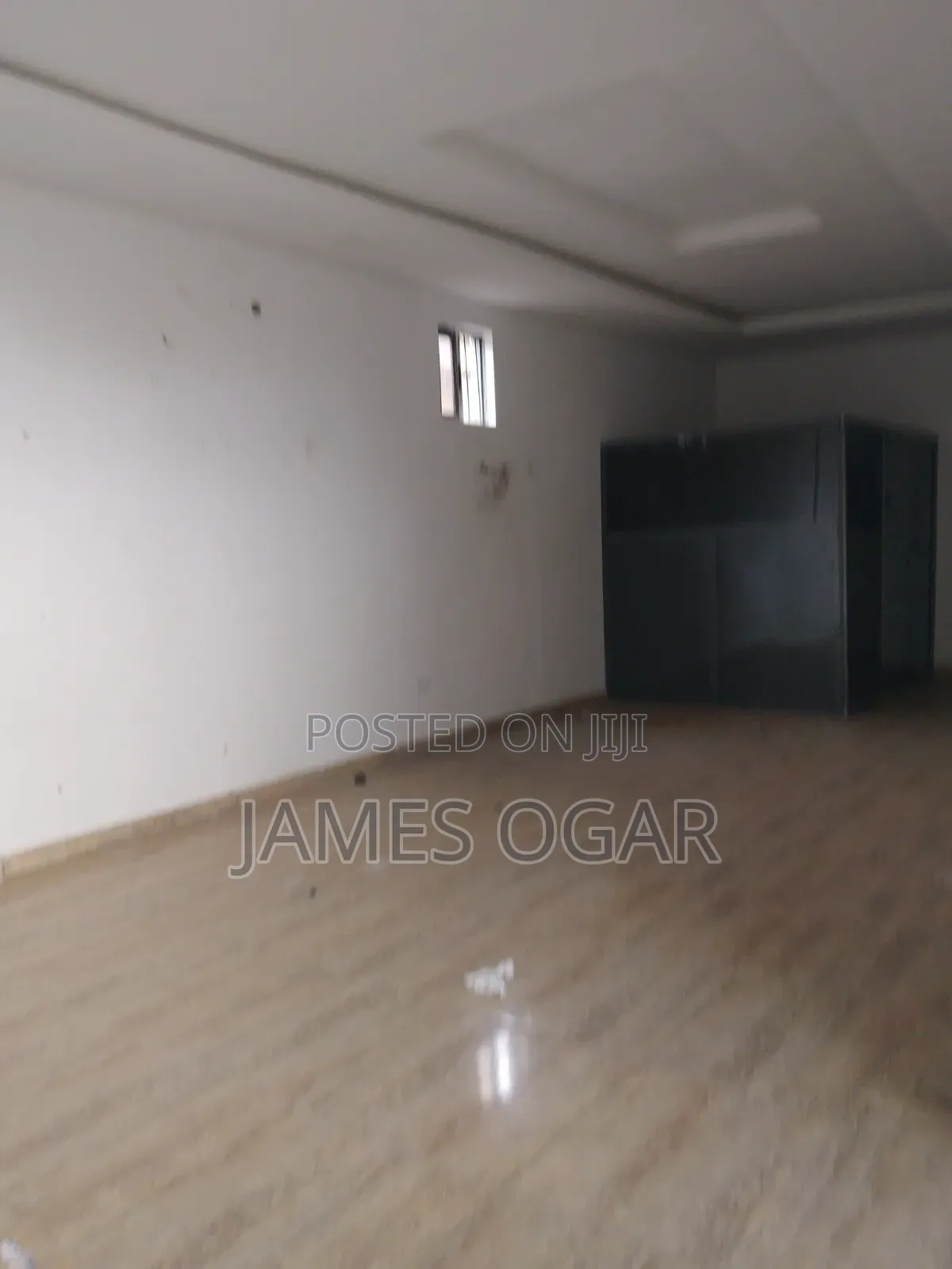 Shop for Rent in Thomas Estate