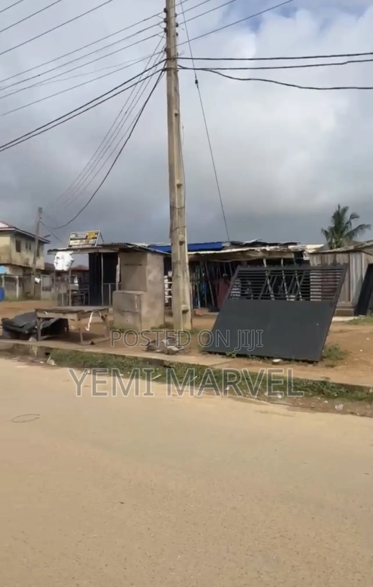 500sqm of Commercial Land Beside CHASE LOUNGE, Atere, Tipper Garage in Akala Express