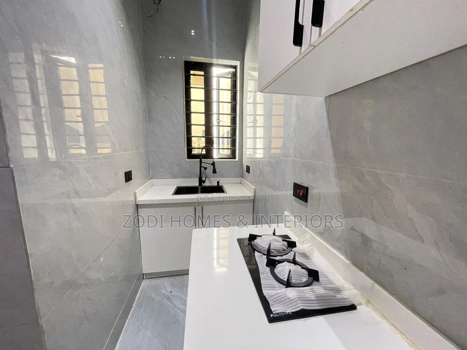 5bdrm Duplex in Olokonla for sale in Olokonla