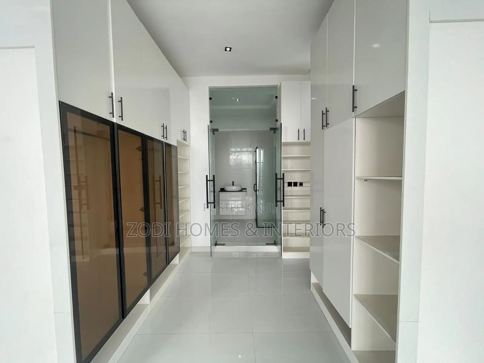 4bdrm Apartment in Olokonla for sale in Olokonla