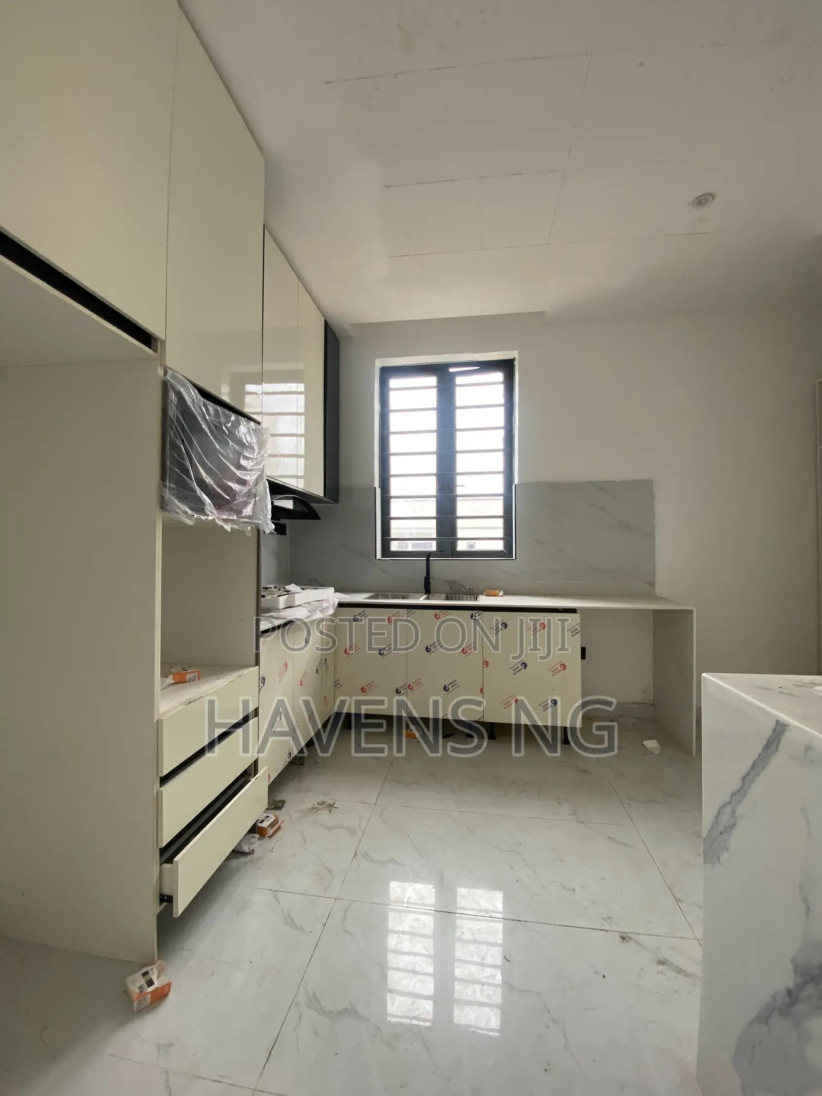 3bdrm Apartment in Lekki Phase 1 for sale in Lekki Phase 1