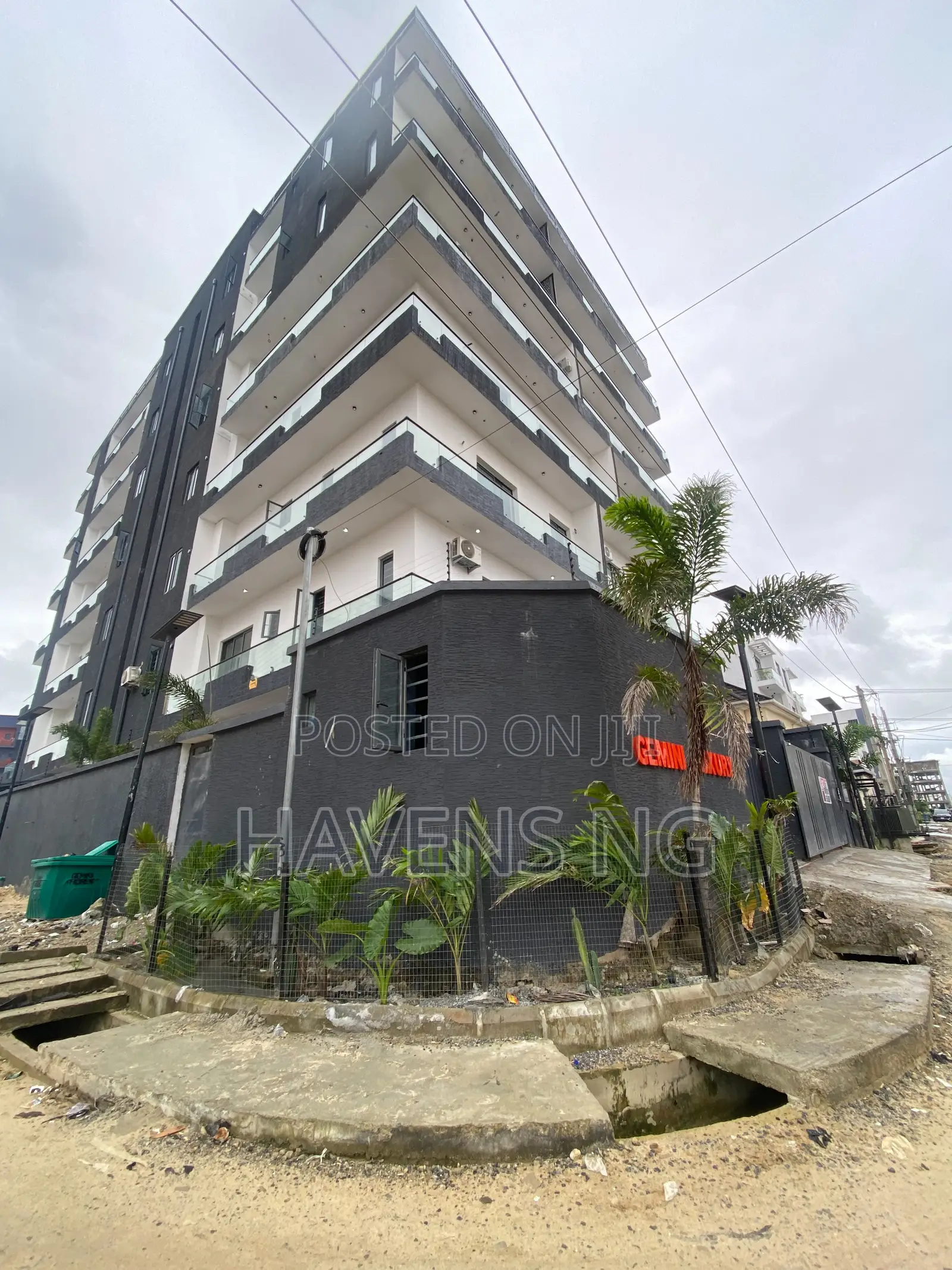3bdrm Apartment in Lekki Phase 1 for sale in Lekki Phase 1
