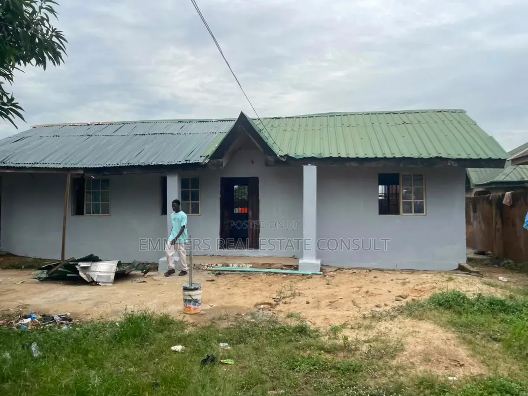 2bdrm Bungalow in Gberigbe for rent in Gberigbe