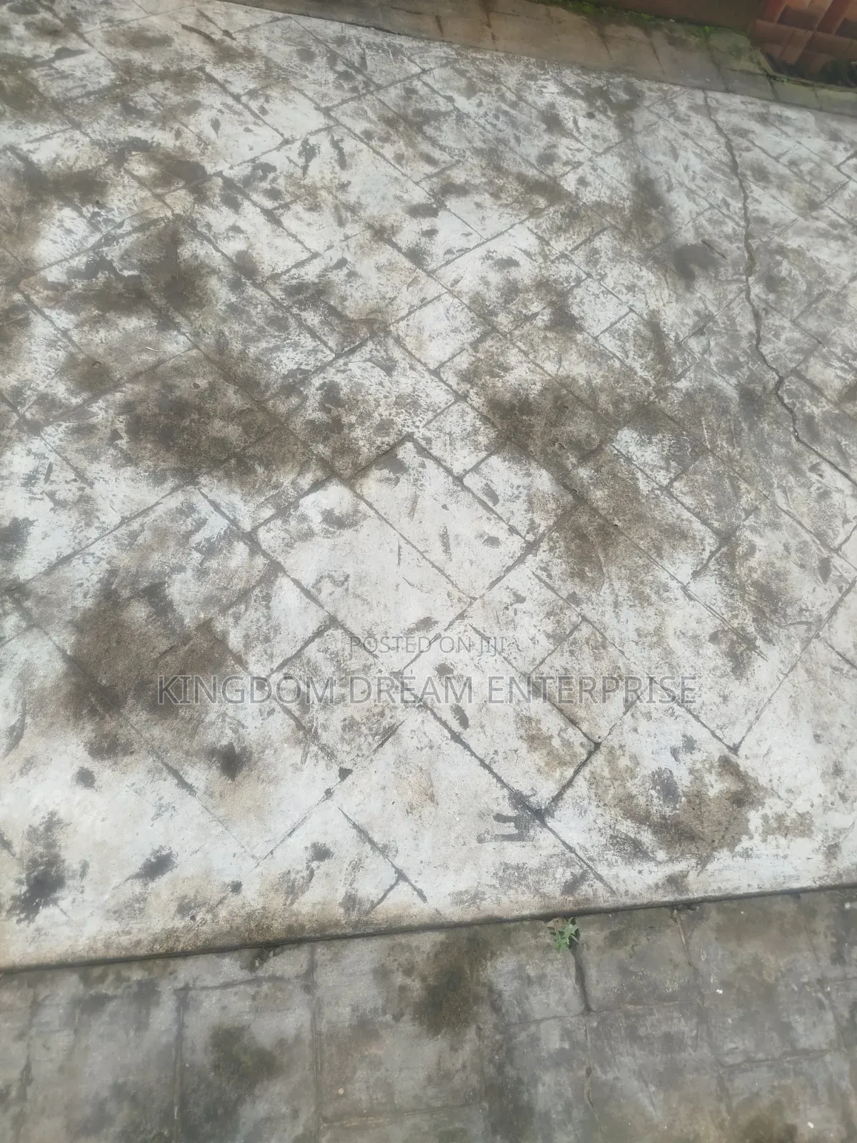 1,100 SQM Land Commercial Osolo Way Isolo Lagos CofO in Osolo Way