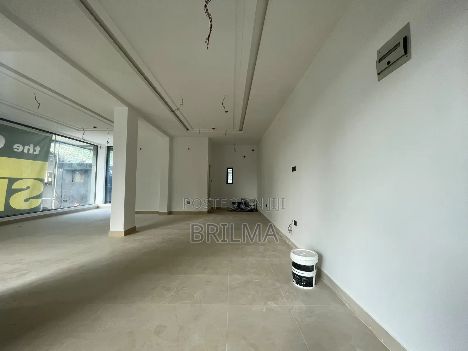 40 SQM of Shop Office Space in Gwarimpa for Sale in Galadimawa