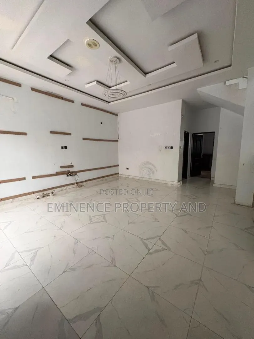 4bdrm Duplex in Thomas Estate for rent in Thomas Estate