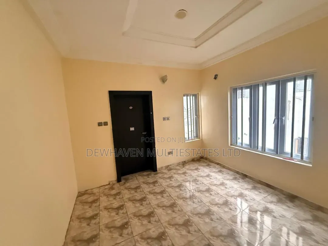 6bdrm Duplex in Springbay Estate, Ikate-Elegushi for sale in Ikate-Elegushi