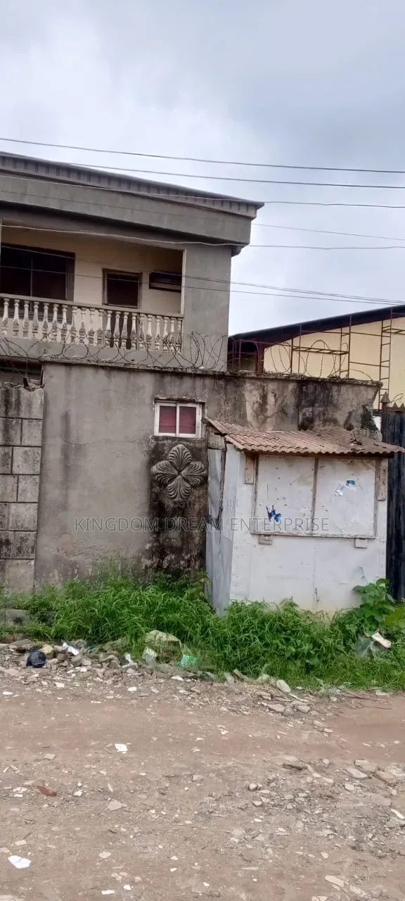 3bdrm Block of Flats in Onipetese Estate, Osapa london for sale in Osapa london