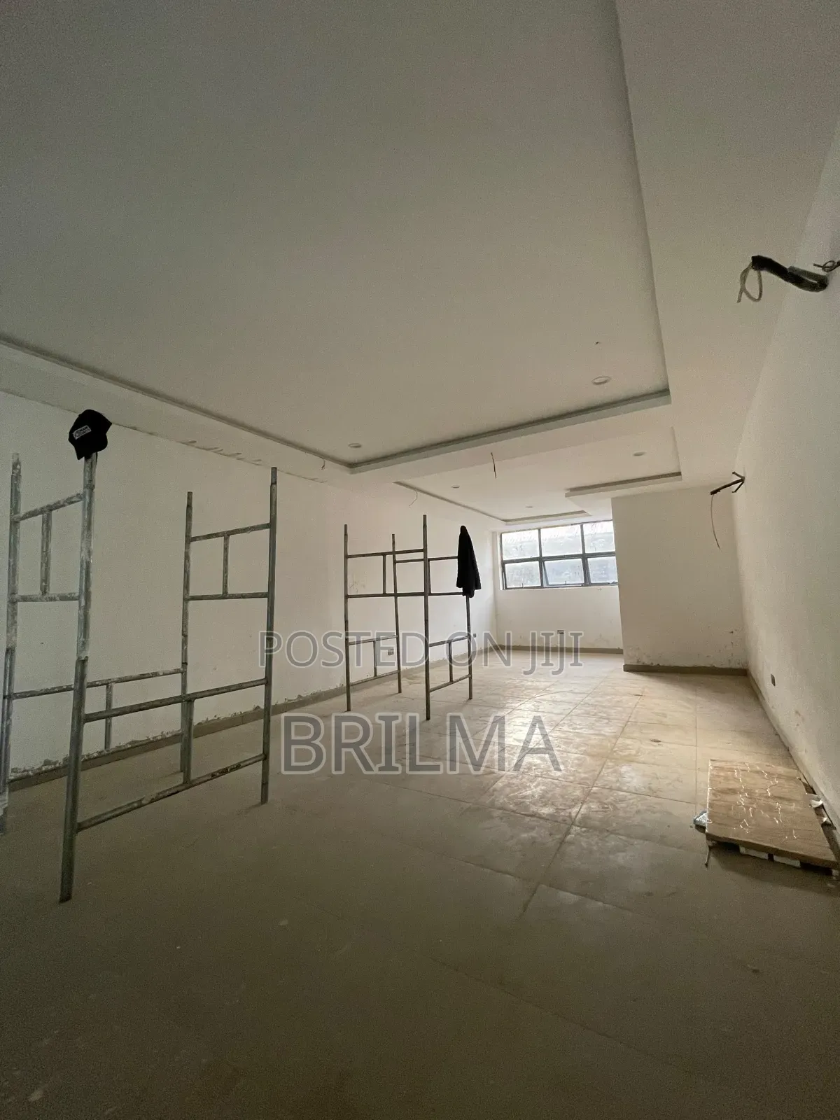 58 SQM of Shop/Office Space in Wuse 2 for RENT in Wuse 2