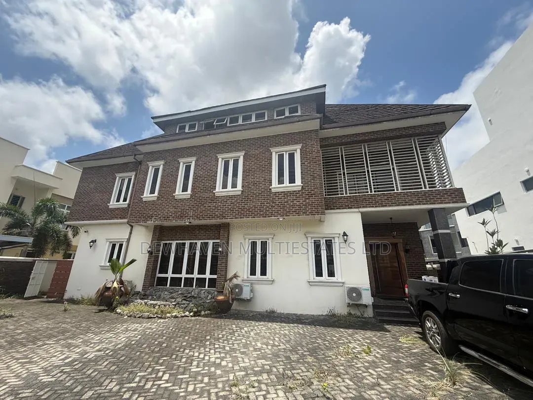 Furnished 5bdrm House in Pinnock Beach Estate, Ikate-Elegushi for sale in Ikate-Elegushi