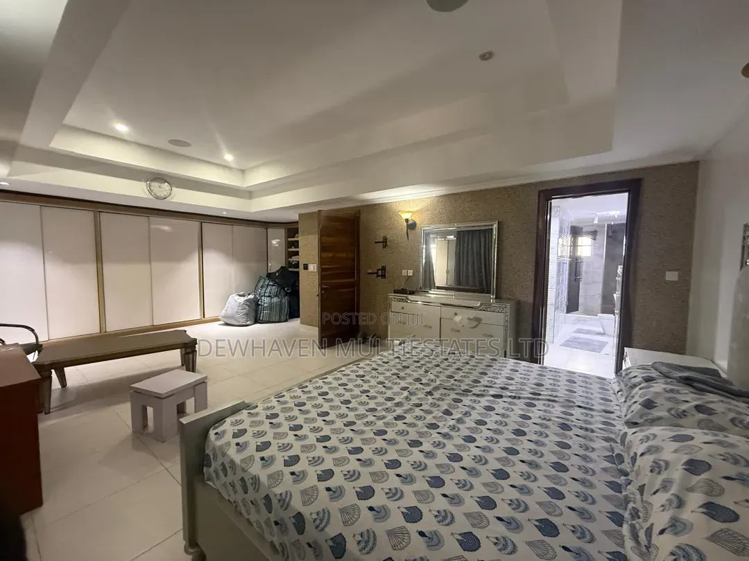 Furnished 5bdrm House in Pinnock Beach Estate, Ikate-Elegushi for sale in Ikate-Elegushi