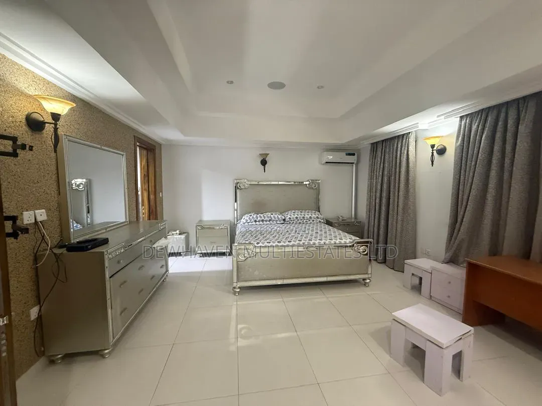 Furnished 5bdrm House in Pinnock Beach Estate, Ikate-Elegushi for sale in Ikate-Elegushi