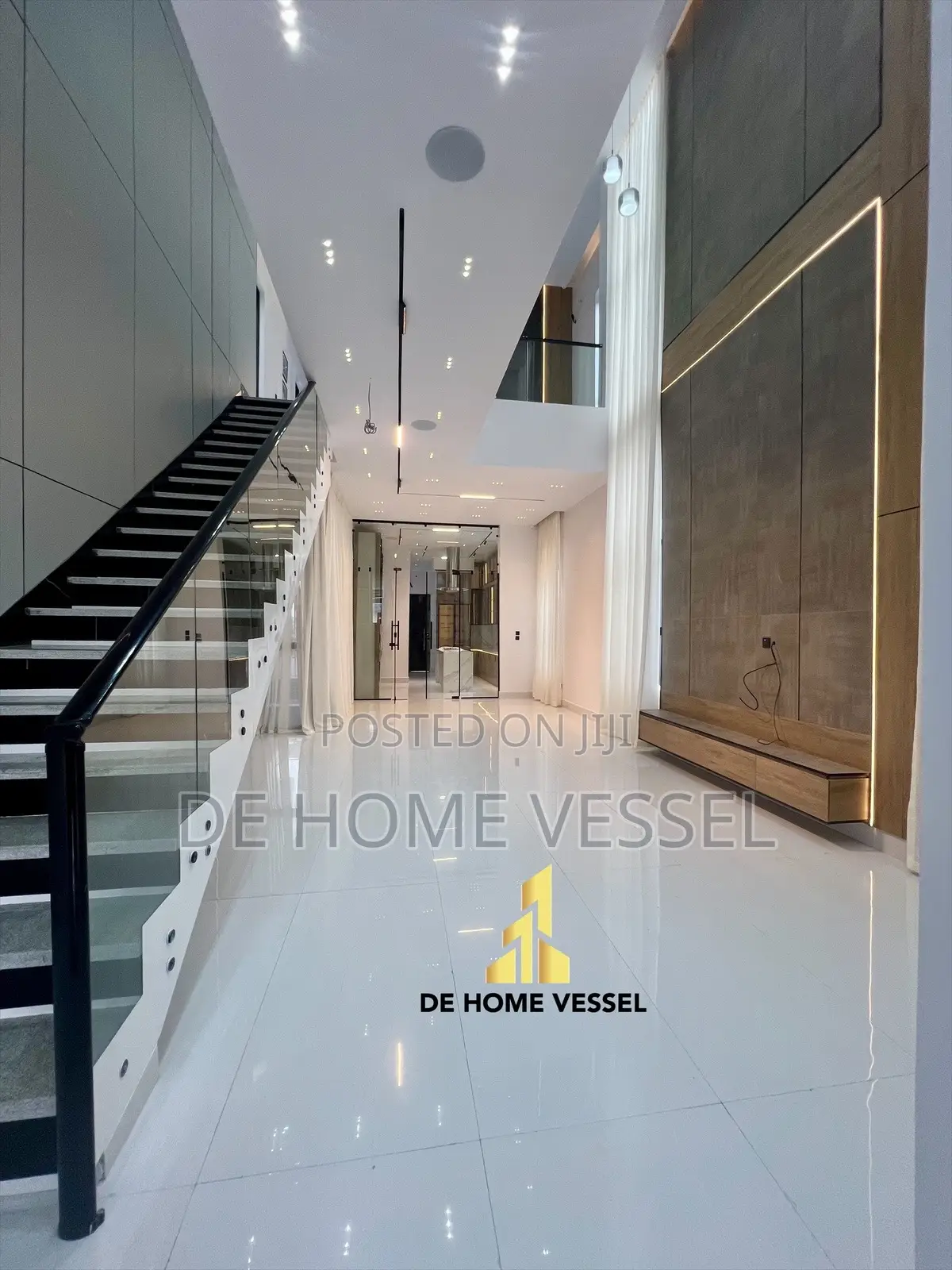 5bdrm Duplex in Ikate for sale in Ikate