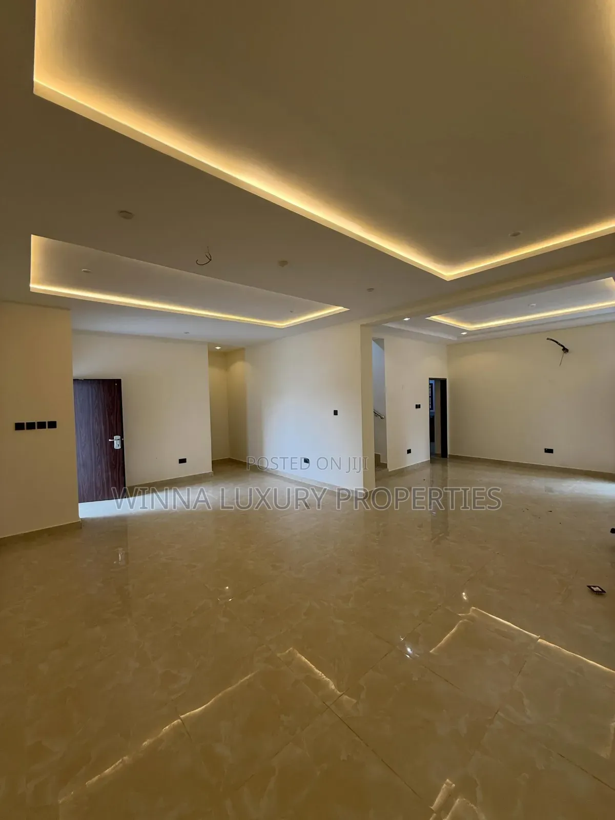 5bdrm Townhouse / Terrace in Guzape for rent in Guzape District