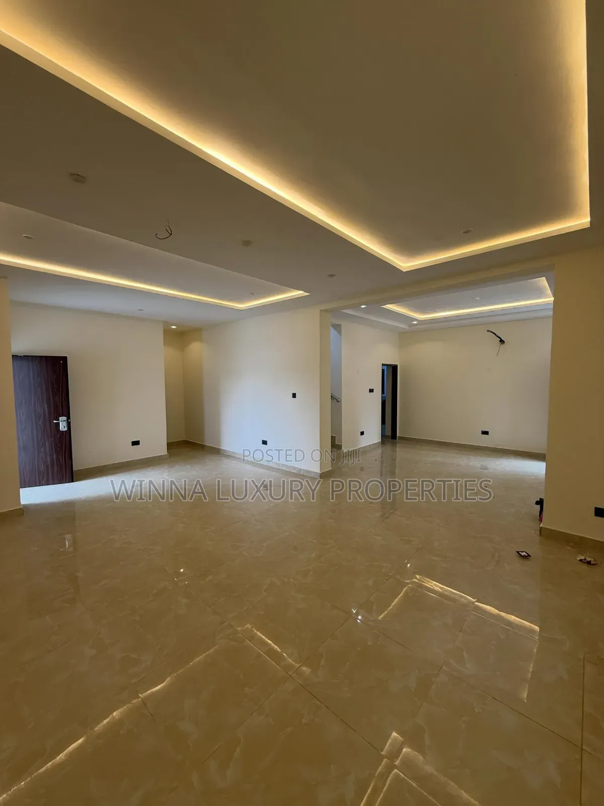 5bdrm Townhouse / Terrace in Guzape for rent in Guzape District