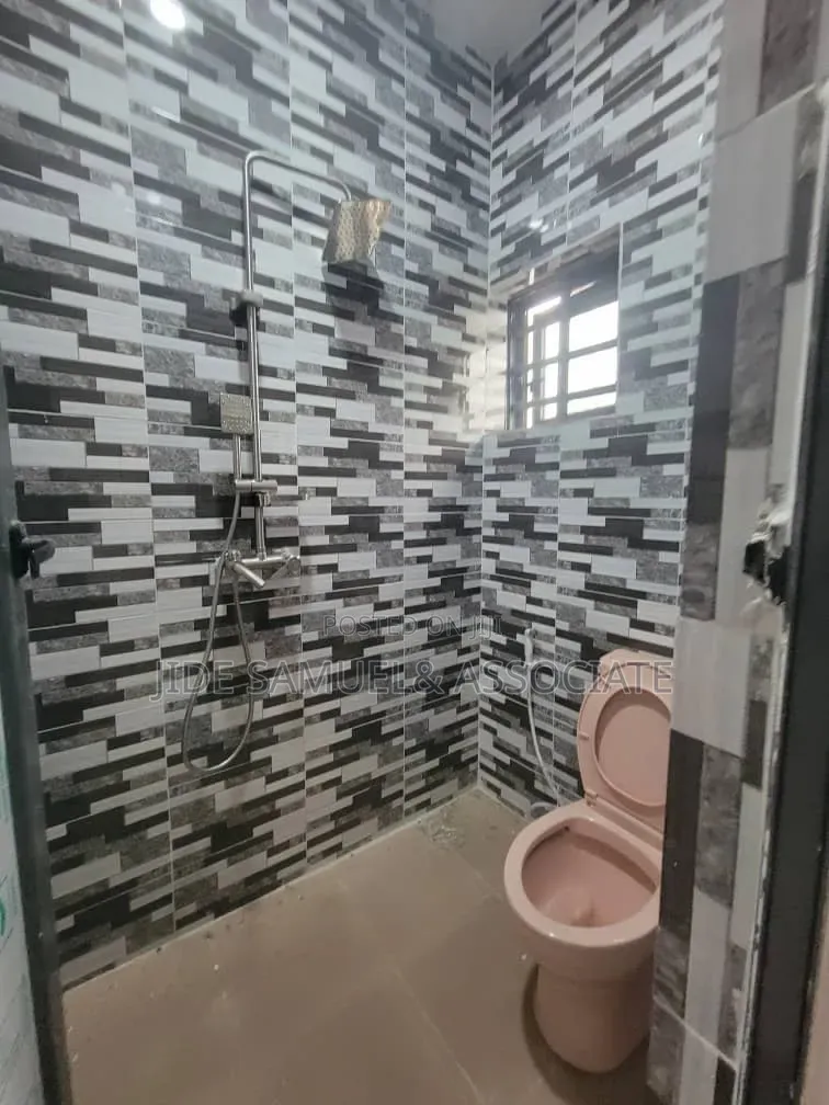 Furnished 2bdrm Block of Flats in Ayobo for rent in Ayobo