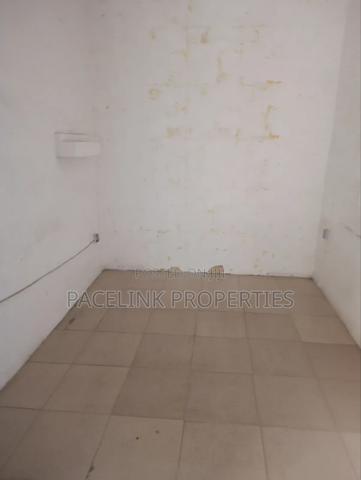 Shop for Office Use Along the Main Road at Alimosho Iyana Ipaja Lagos in Iyana Ipaja