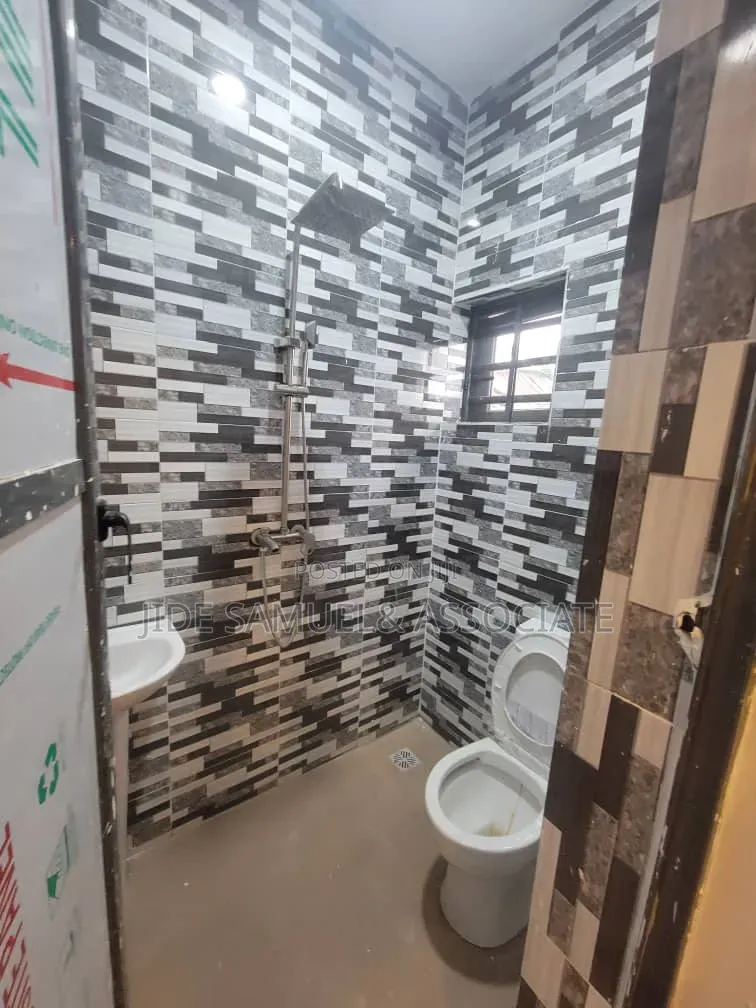 Furnished 2bdrm Block of Flats in Ayobo for rent in Ayobo