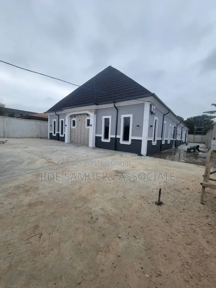 Furnished 3bdrm Block of Flats in Ayobo for rent in Ayobo