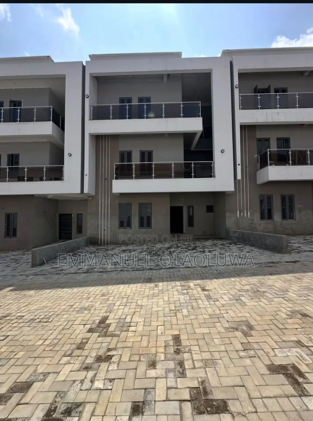 4bdrm Duplex in Life Camp for sale in Life Camp