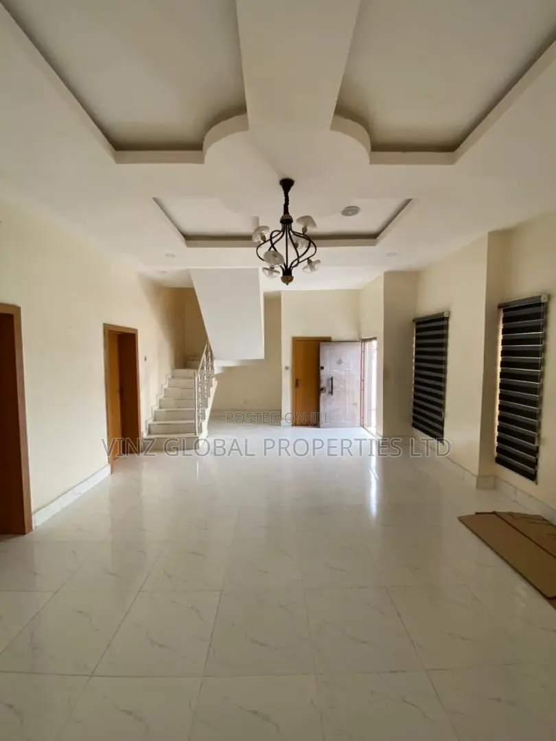 4bdrm Duplex in Lekki for rent in Lekki
