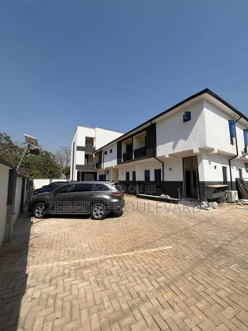 3bdrm Townhouse/Terrace in Gaduwa for sale in Gaduwa