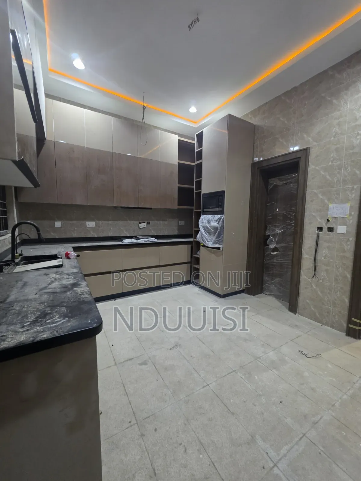 4bdrm Townhouse/Terrace in Jahi for sale in Jahi