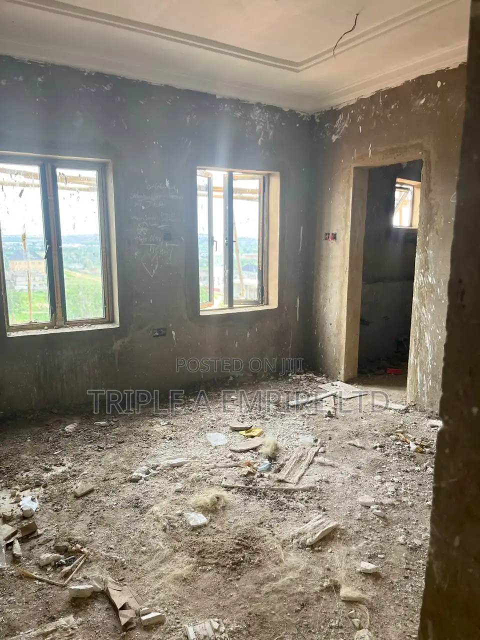 3bdrm Block of Flats in Life Camp for sale in Life Camp