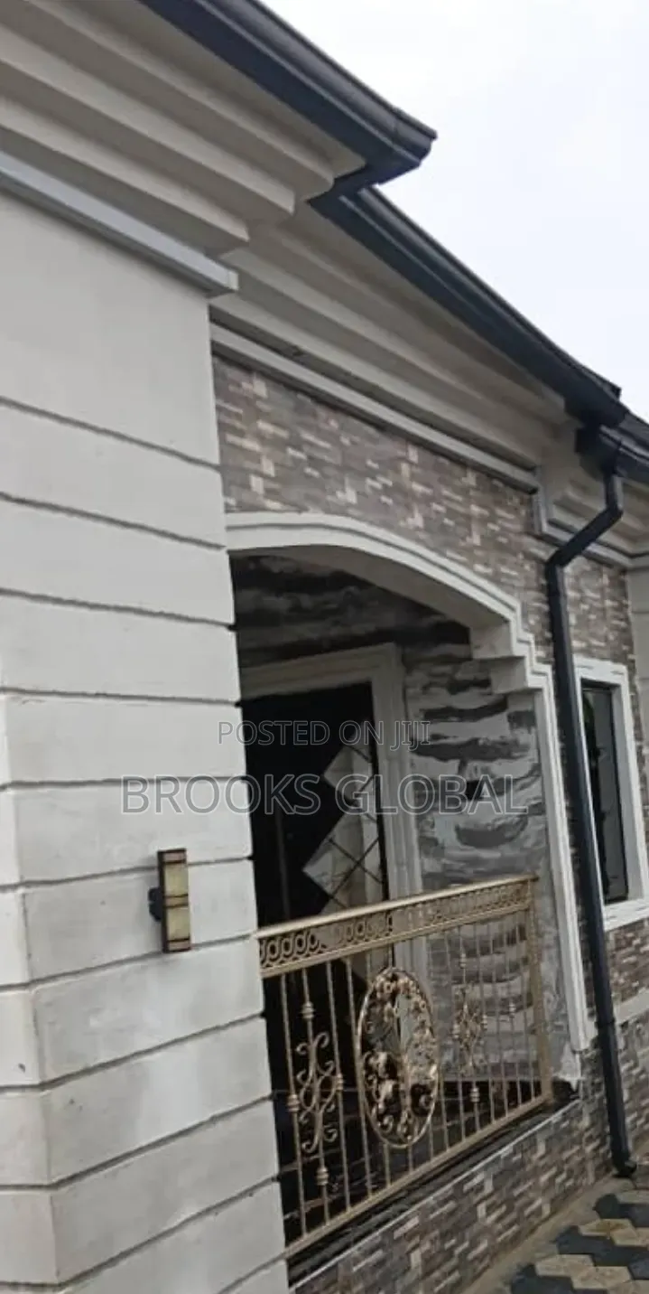 3bdrm Bungalow in Warri for sale in Warri