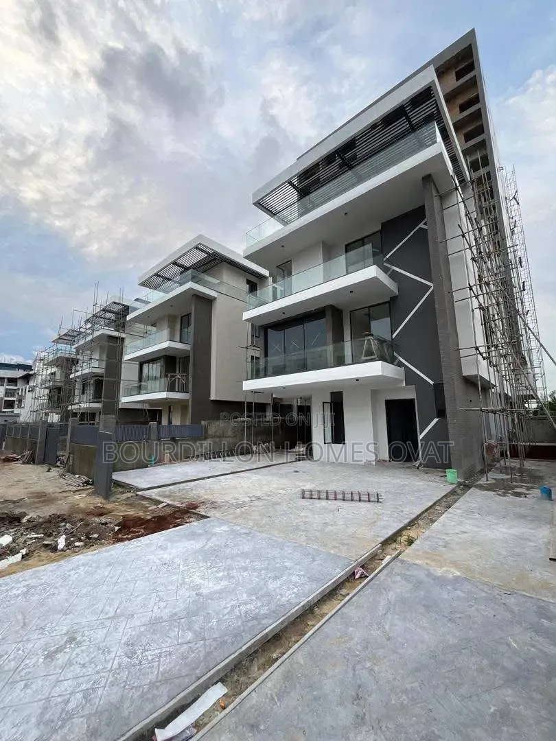 Furnished 5bdrm Duplex in Banana Island Ikoyi for sale in Banana Island