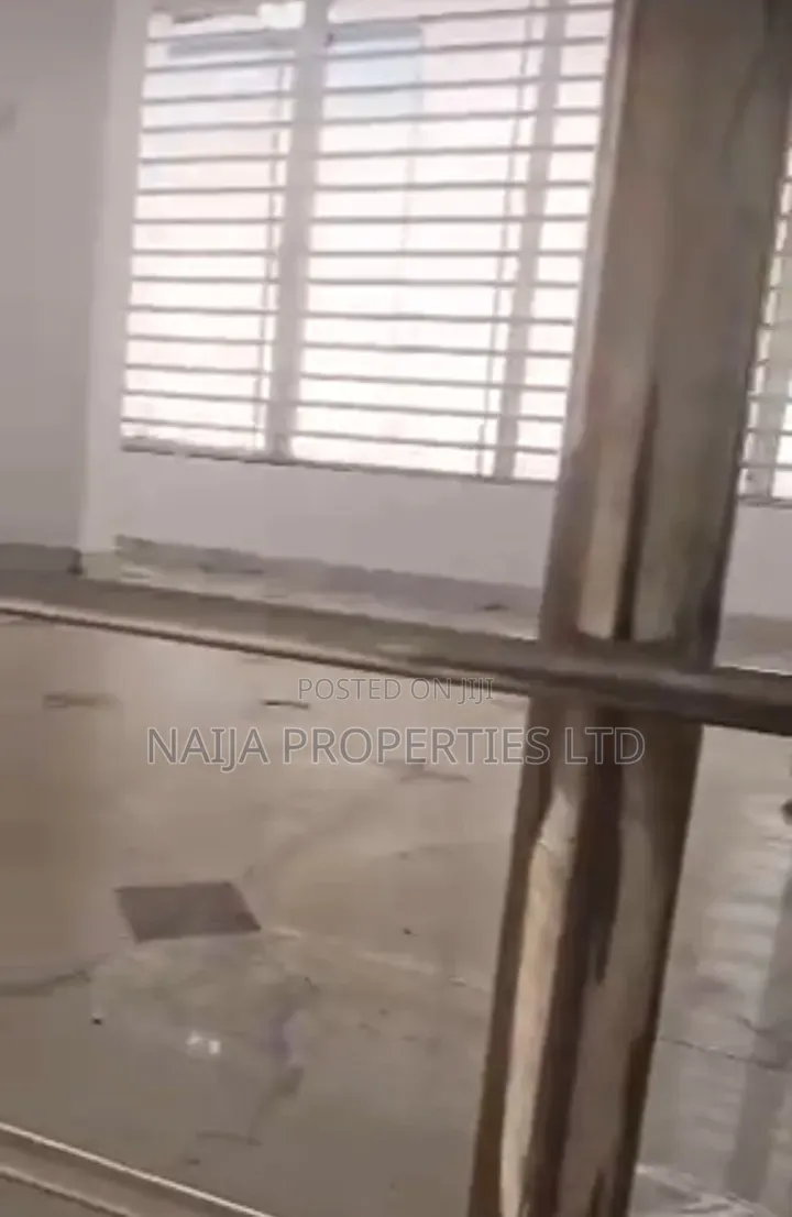 Shop/Office Space Up and Down Directly on the Express Way at Sangotedo in Sangotedo