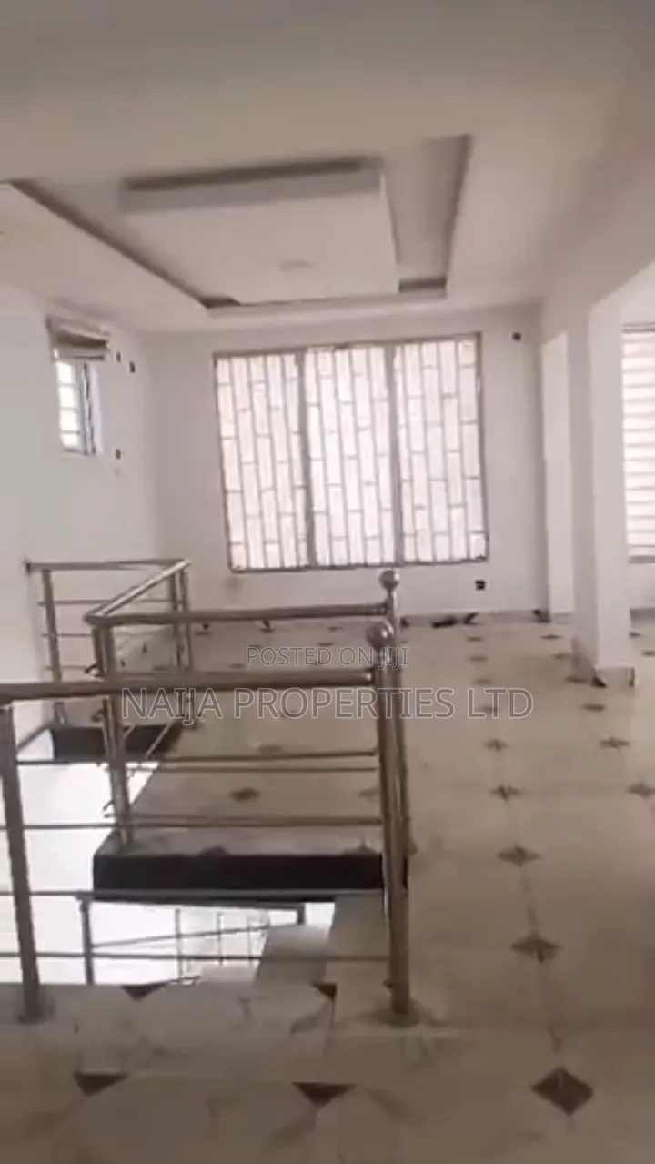 Shop/Office Space Up and Down Directly on the Express Way at Sangotedo in Sangotedo