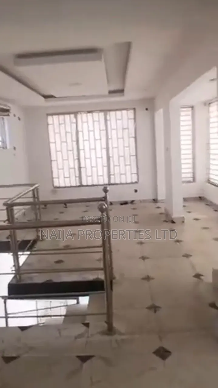 Shop/Office Space Up and Down Directly on the Express Way at Sangotedo in Sangotedo