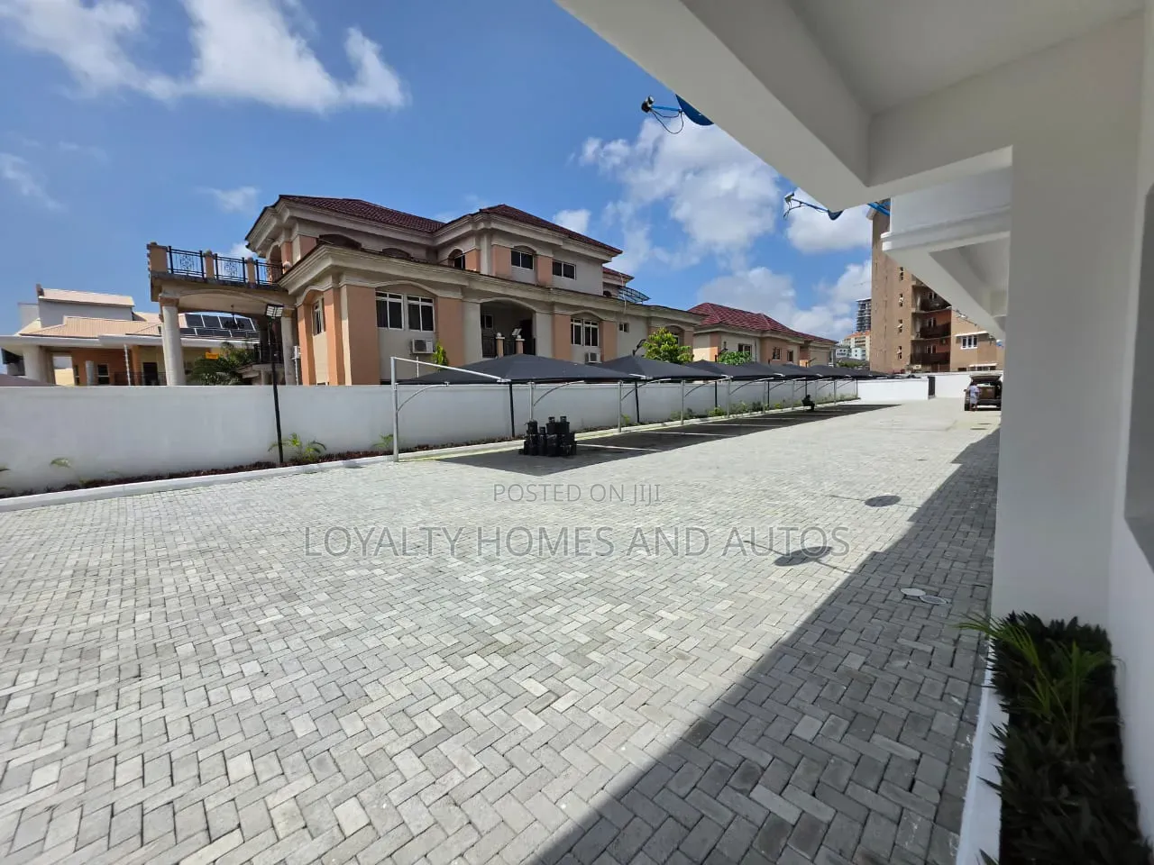 4bdrm Duplex in Old Ikoyi for sale in Old Ikoyi