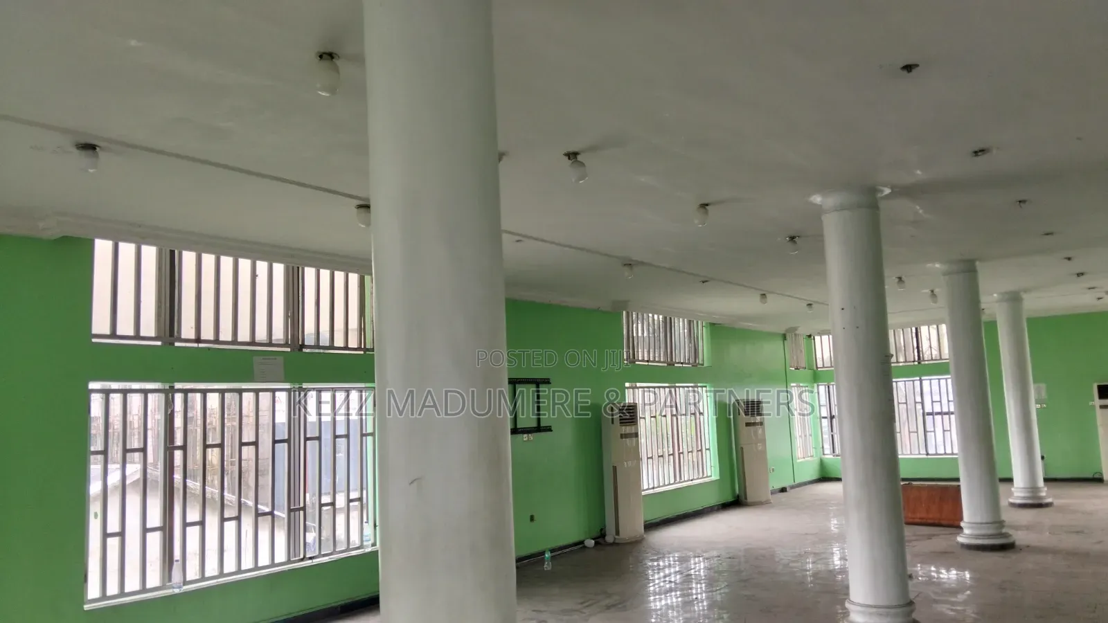 To Let : 1st Floor STANDARD HALL , MAJOR ADA GEORGE, Rd , Ph in New Layout