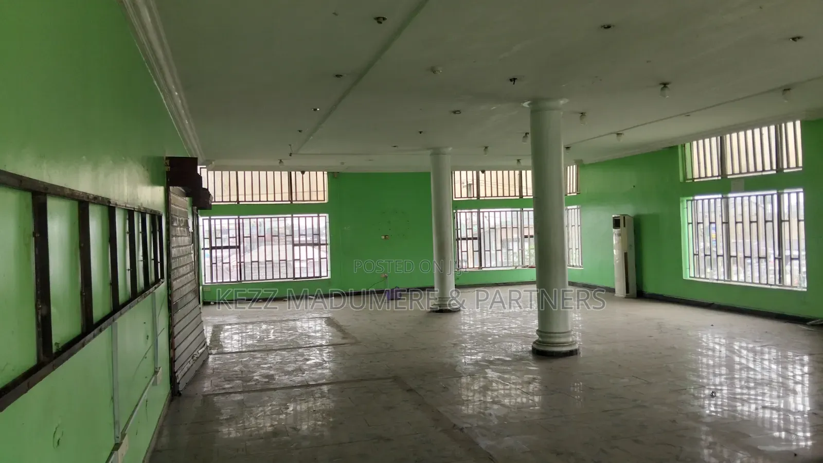 To Let : 1st Floor STANDARD HALL , MAJOR ADA GEORGE, Rd , Ph in New Layout