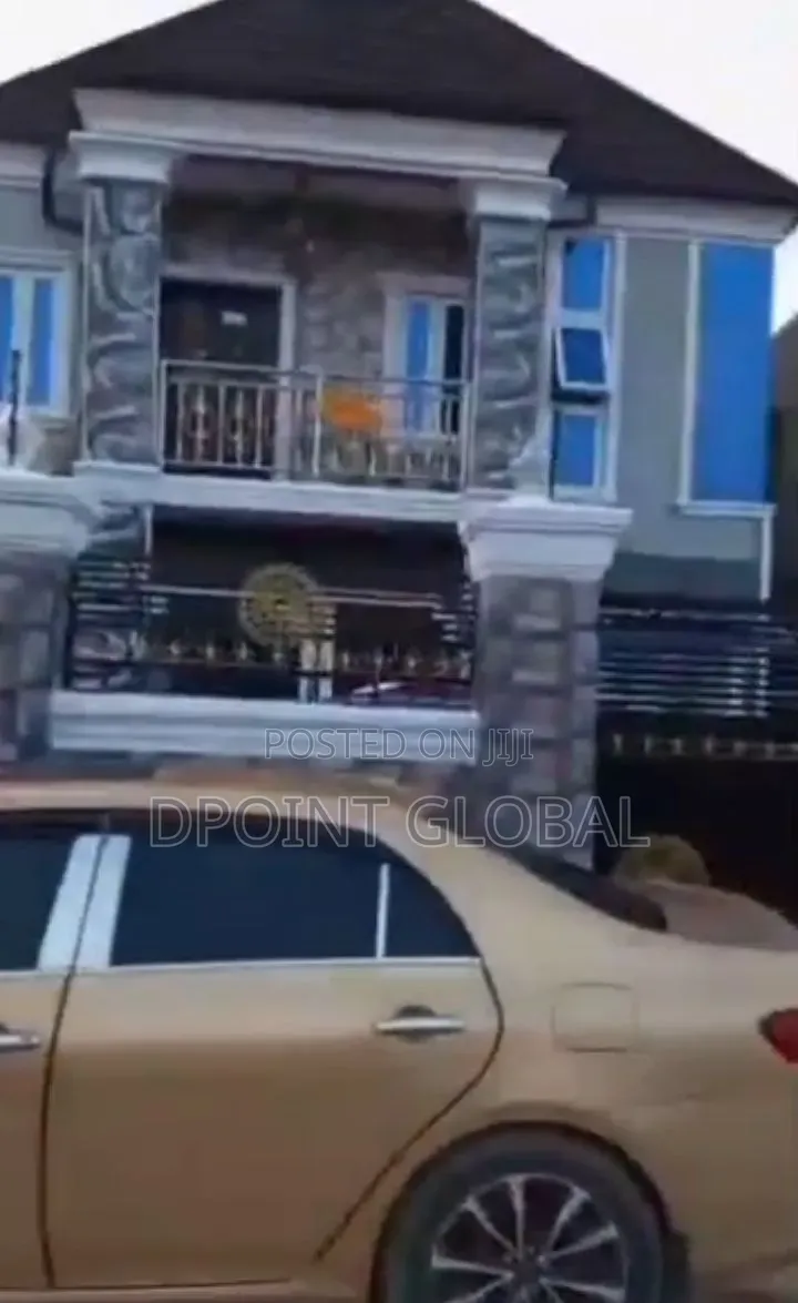 5bdrm Duplex in In Estate, Iyana Ipaja for sale in Iyana Ipaja