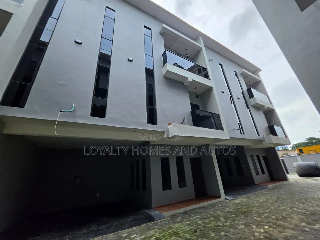 4bdrm Duplex in Old Ikoyi for sale in Old Ikoyi